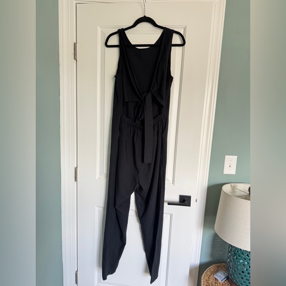 Marine Layer Eloise Belted Jumpsuit - Picture 6 of 10